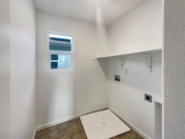 3710 Roseparke Way, Sacramento, CA 95834