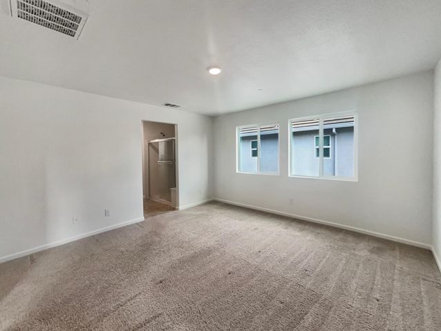 3710 Roseparke Way, Sacramento, CA 95834