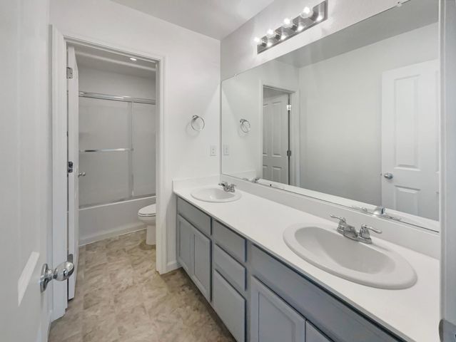 3710 Roseparke Way, Sacramento, CA 95834