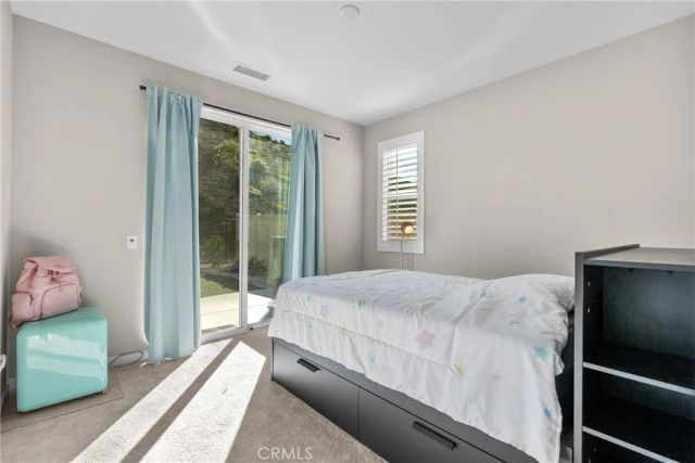 28332 Clarion, Saugus, CA 91350