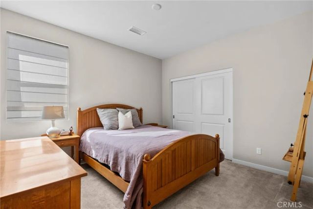 28332 Clarion, Saugus, CA 91350