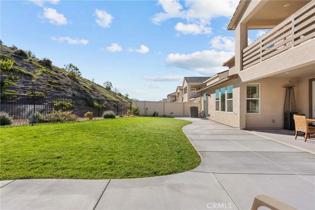 28332 Clarion, Saugus, CA 91350