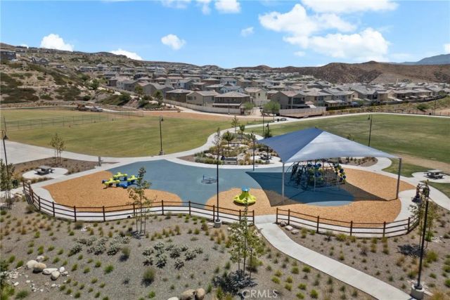 28332 Clarion, Saugus, CA 91350