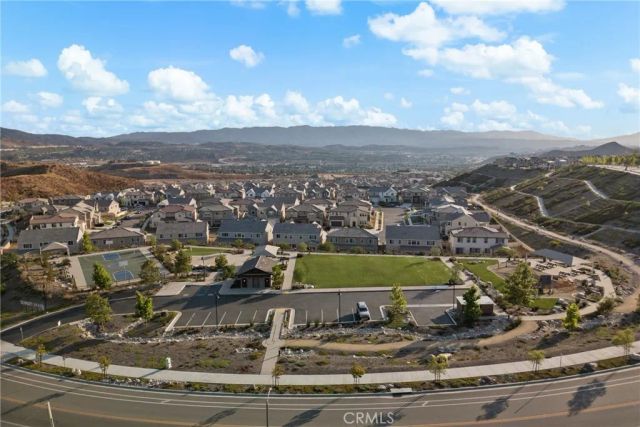 28332 Clarion, Saugus, CA 91350