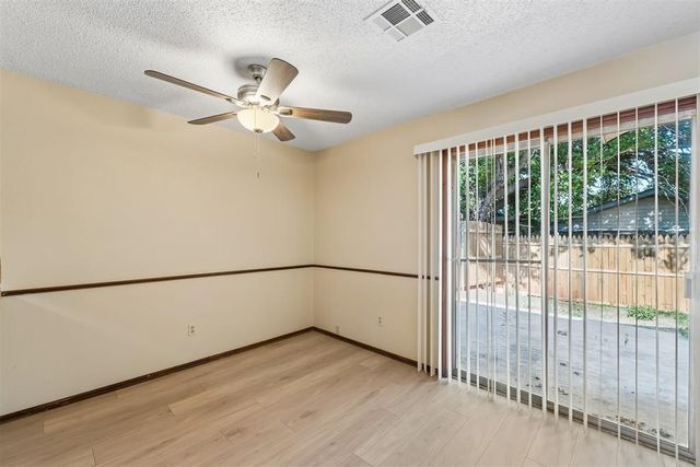 208 Hudson Place, Midwest City, OK 73110