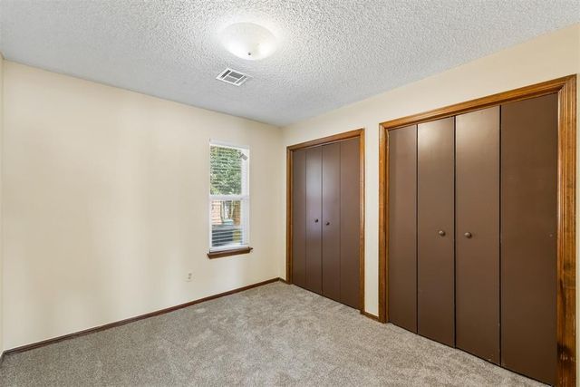 208 Hudson Place, Midwest City, OK 73110