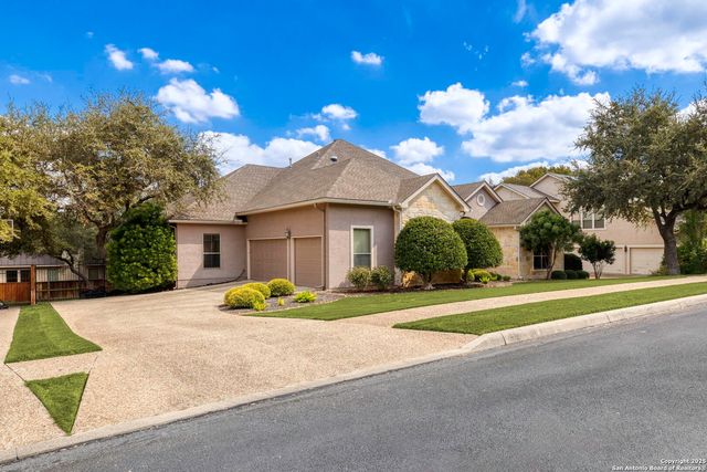 114 Candelaria, Helotes, TX 78023