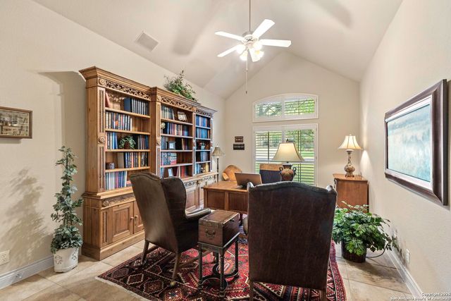 114 Candelaria, Helotes, TX 78023