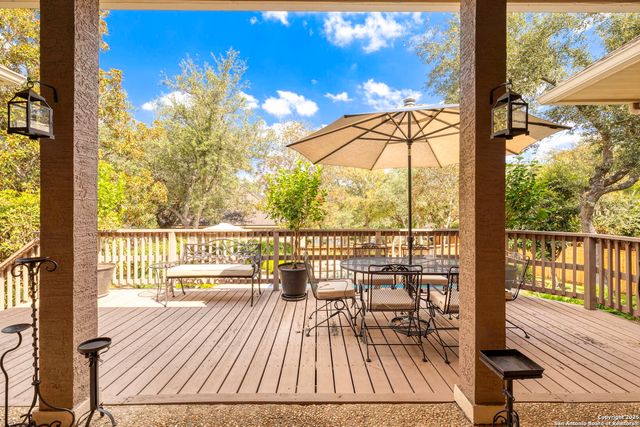 114 Candelaria, Helotes, TX 78023