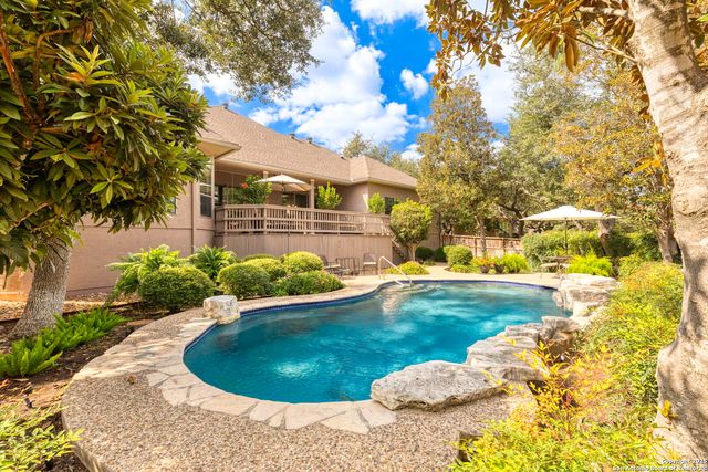 114 Candelaria, Helotes, TX 78023