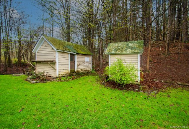 62 Thornton Road, Phillipsport, NY 12769