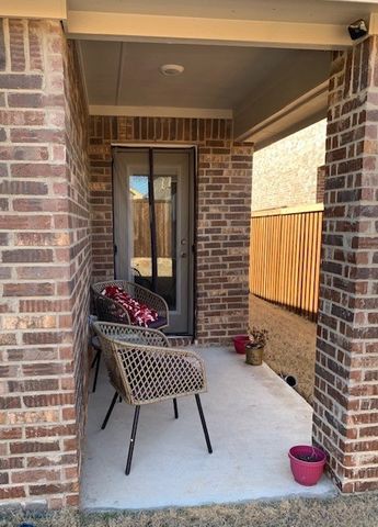 3137 Grimaldo Drive, Mesquite, TX 75126