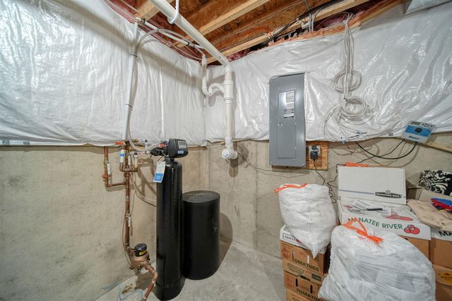 10478 River Edge Road, Saline, MI 48176