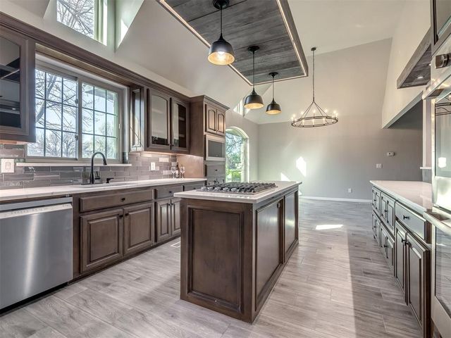 2401 Deborah Lane, Edmond, OK 73034