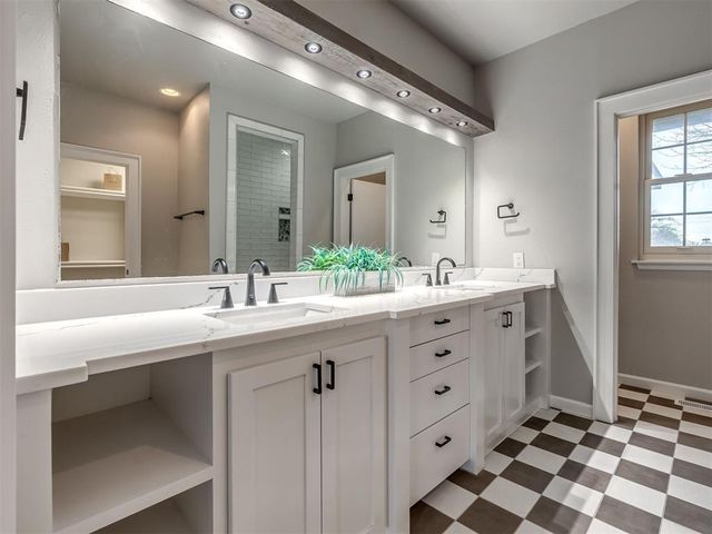 2401 Deborah Lane, Edmond, OK 73034