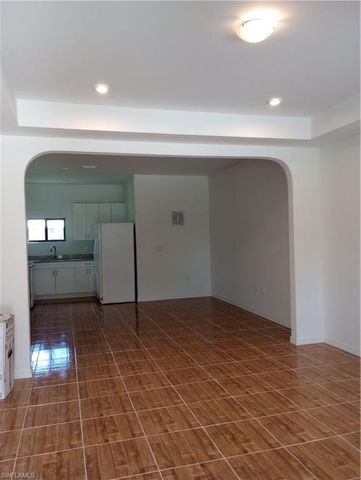 423 Canyon DR S, Lehigh Acres, FL 33936