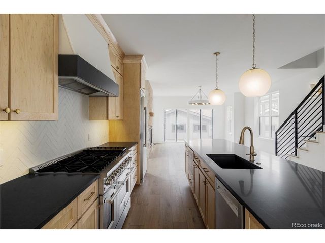 2914 Hooker St, Denver, CO 80211