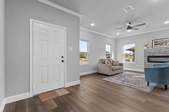 806 Melody Circle, Kaufman, TX 75142