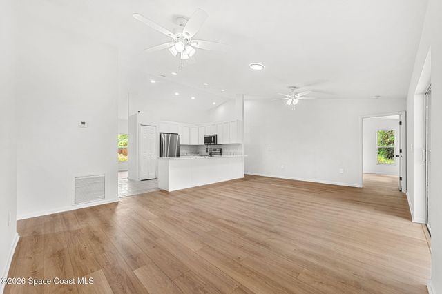 709 Haryestor Avenue SW, Palm Bay, FL 32908