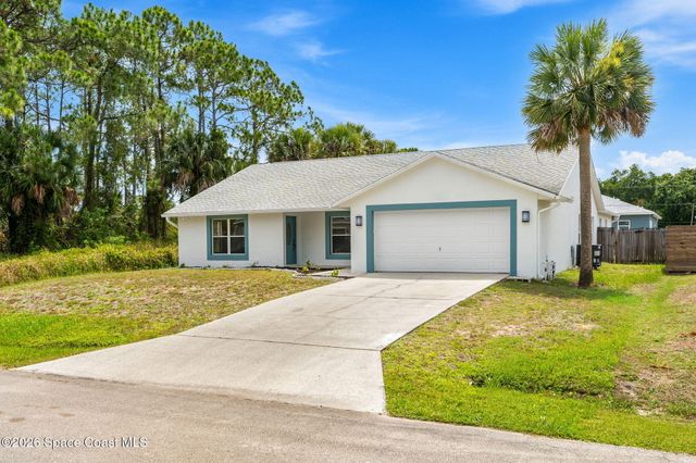 709 Haryestor Avenue SW, Palm Bay, FL 32908