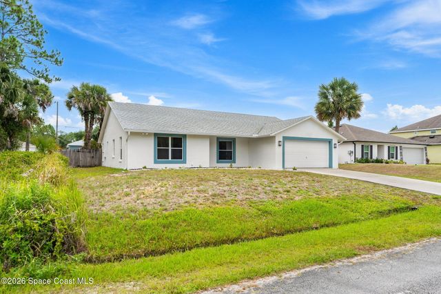 709 Haryestor Avenue SW, Palm Bay, FL 32908