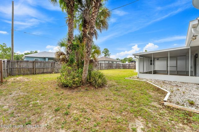 709 Haryestor Avenue SW, Palm Bay, FL 32908