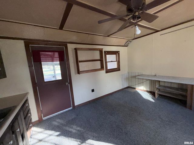 14322 MEMORY Lane, Mt Vernon, IL 62864