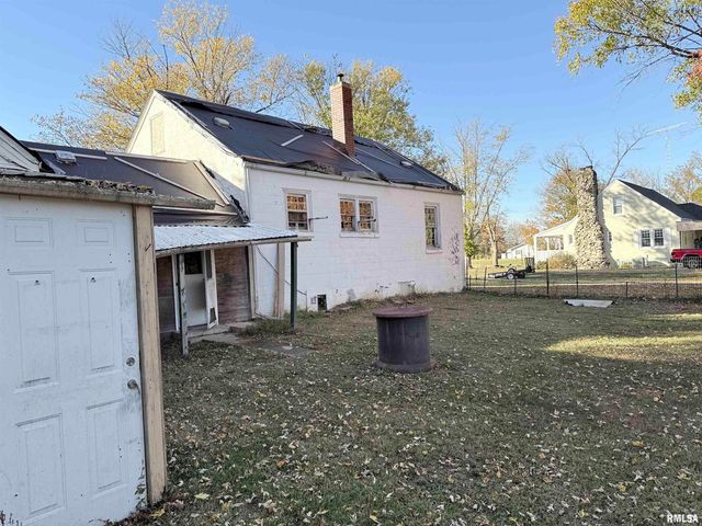 14322 MEMORY Lane, Mt Vernon, IL 62864