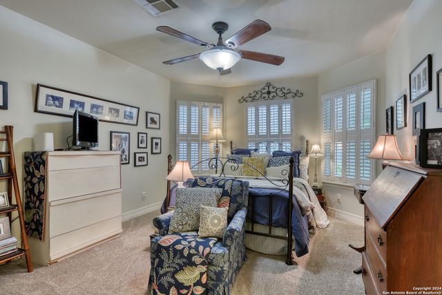 935 VANDERHOEVEN DR, San Antonio, TX 78209