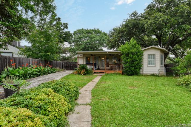935 VANDERHOEVEN DR, San Antonio, TX 78209