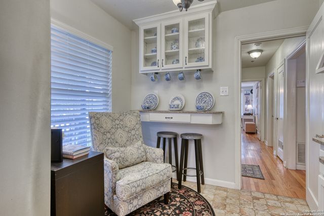 935 VANDERHOEVEN DR, San Antonio, TX 78209