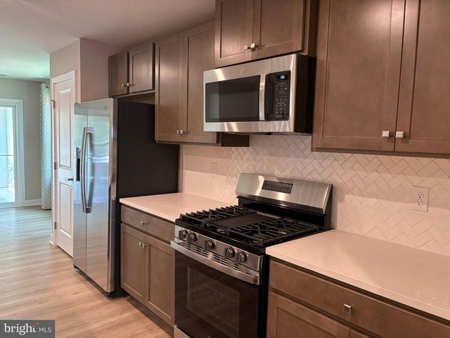112 RED LION COURT, Atco, NJ 08004