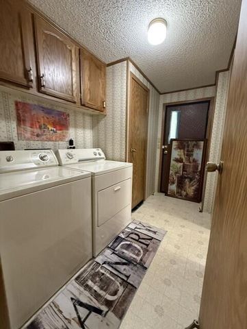 2482 Pembroke Drive, Norton Shores, MI 49441