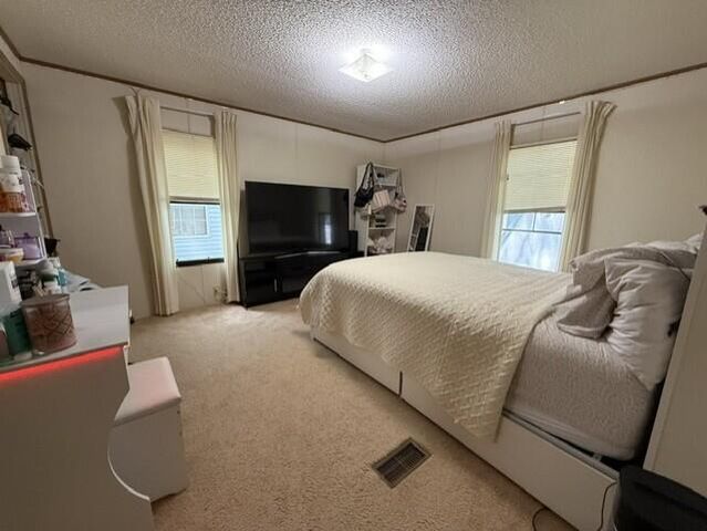 2482 Pembroke Drive, Norton Shores, MI 49441