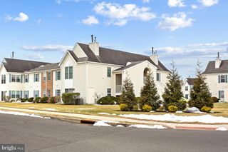 1701-A STEEPLEBUSH TER, Mount Laurel, NJ 08054