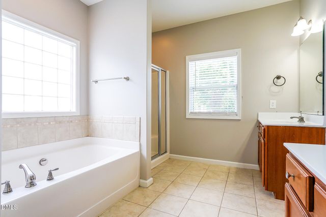 4211 Massey Preserve Trail, Raleigh, NC 27616