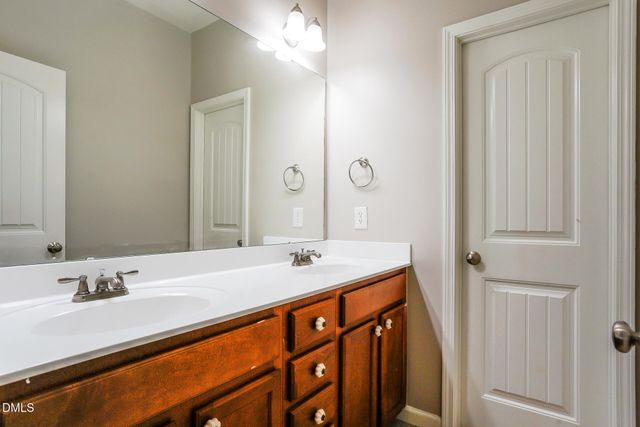 4211 Massey Preserve Trail, Raleigh, NC 27616