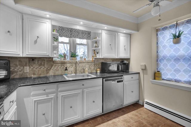 209 ENDLICH AVE, Reading, PA 19606