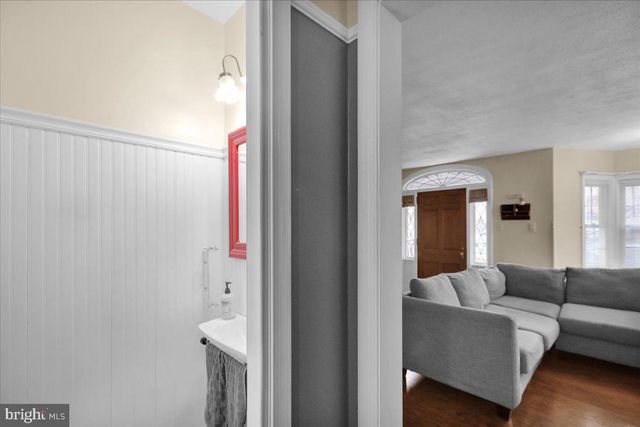 209 ENDLICH AVE, Reading, PA 19606