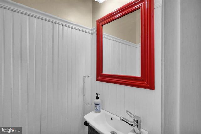 209 ENDLICH AVE, Reading, PA 19606