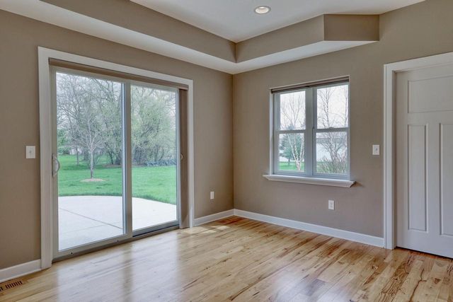1404 Whitetail RUN, Mukwonago, WI 53149