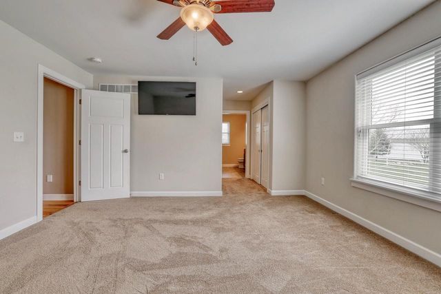 1404 Whitetail RUN, Mukwonago, WI 53149
