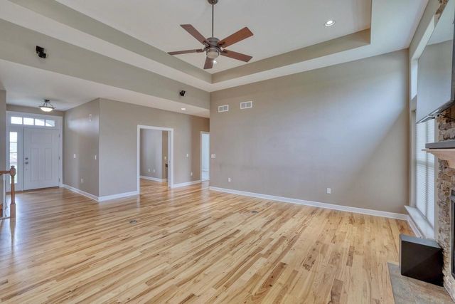 1404 Whitetail RUN, Mukwonago, WI 53149