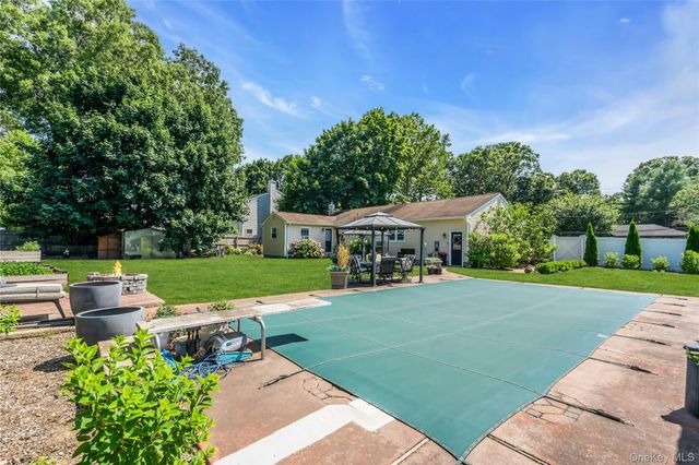 3 Lillian Road, Nesconset, NY 11767