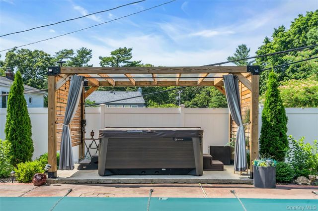 3 Lillian Road, Nesconset, NY 11767