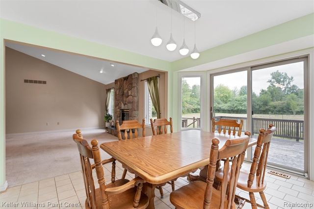 210 Mayfield, Leonard, MI 48367