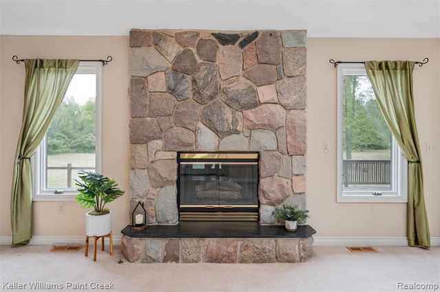 210 Mayfield, Leonard, MI 48367