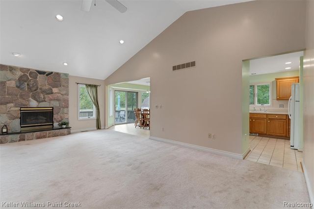 210 Mayfield, Leonard, MI 48367