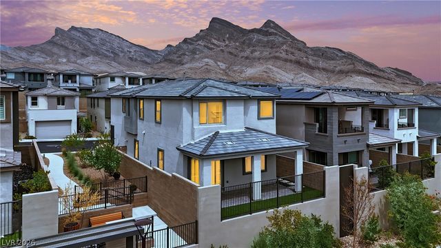 1532 Pacific Baza Street, Las Vegas, NV 89138