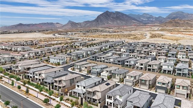 1532 Pacific Baza Street, Las Vegas, NV 89138